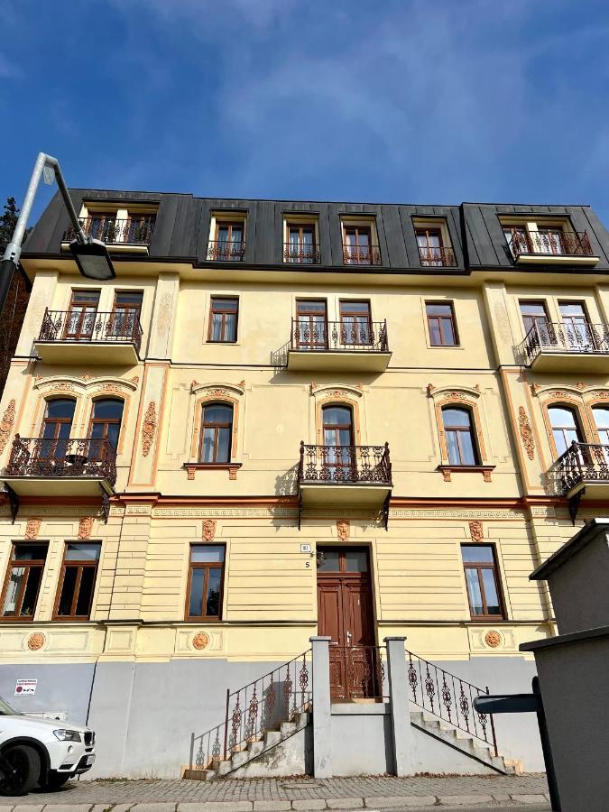 Artelier - Trencianske Teplice Lejlighed Eksteriør billede